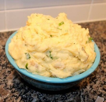 El secreto de la abuela para el puré de papas más cremoso