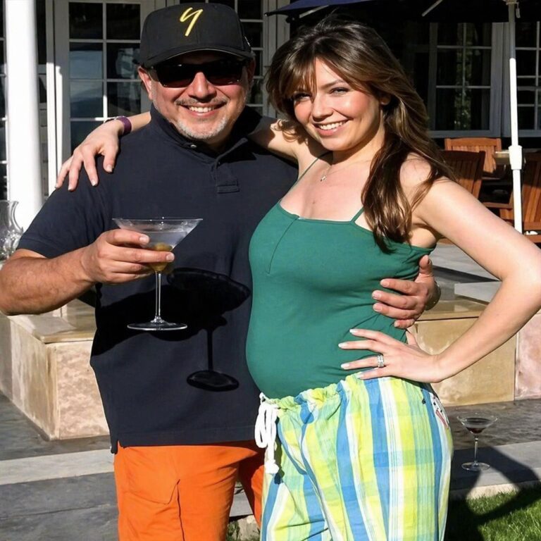 Thalía es destrozada en redes tras posar en bikini en estas fotos.